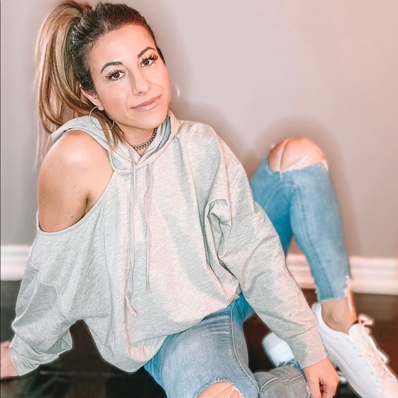 Cold shoulder grey hooded sweatshirt - Picture 1 of 1